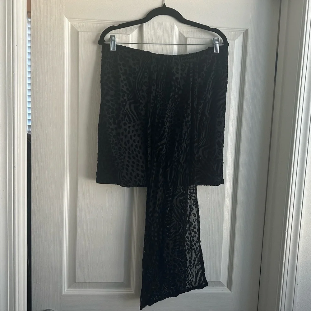 P.L.T Cheetah short skirt - Picture 2 of 6